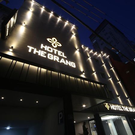 Daeyeon Business Hotel The Grang Busan Exterior foto